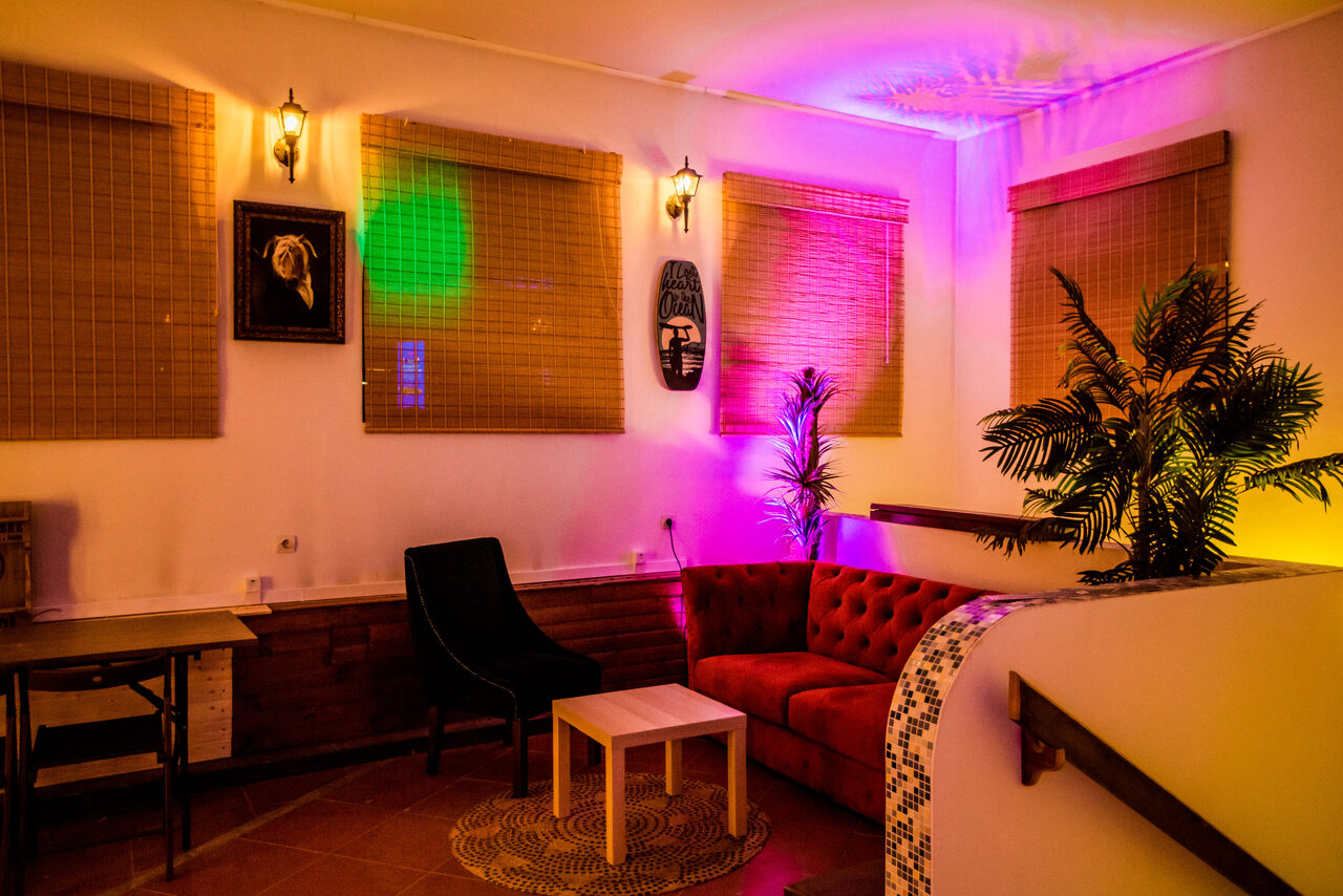 Арендовать Яркий лофт с верандой