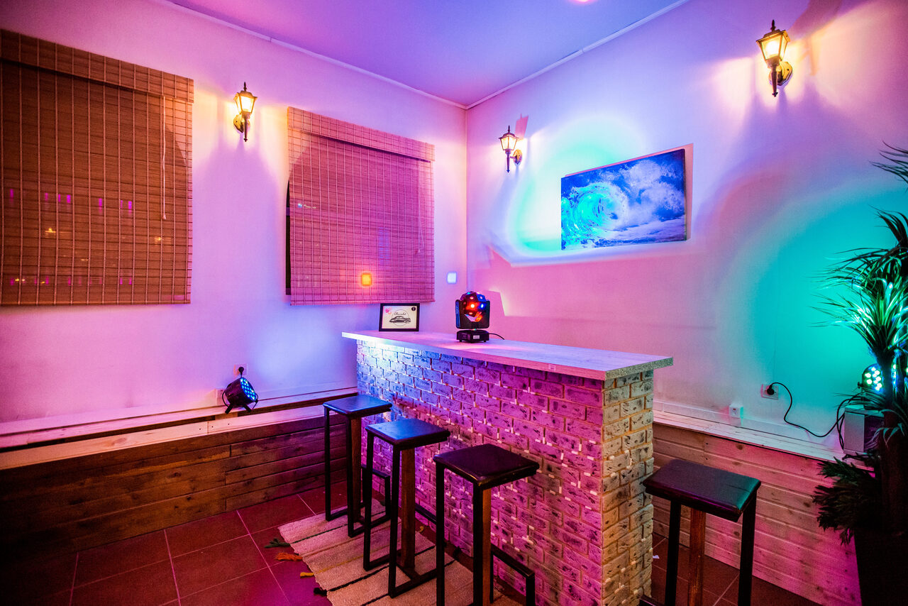 Арендовать Яркий лофт с верандой