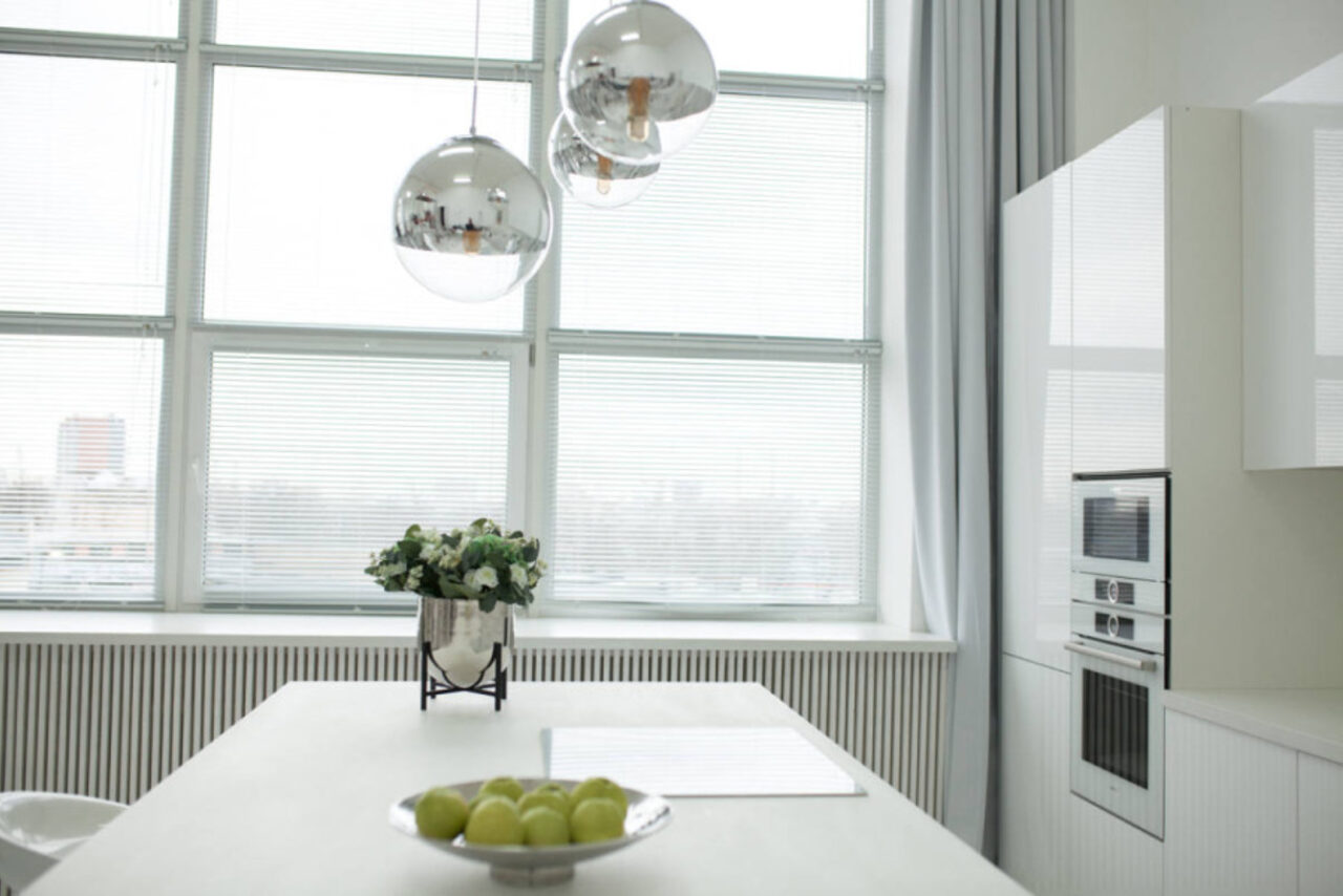 Арендовать Mirseliz Белый лофт в стиле минимализм