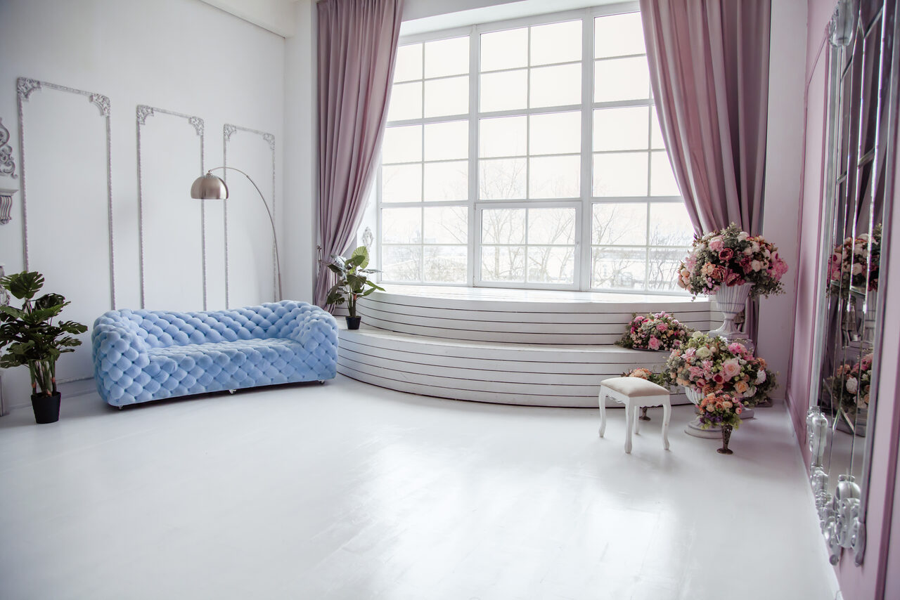 Арендовать  Mirseliz Светлый зал-лофт в классическом стиле