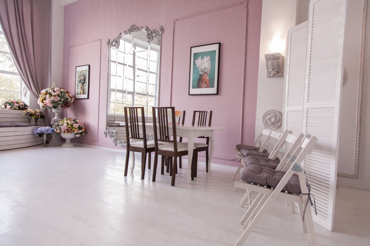 Арендовать  Mirseliz Светлый зал-лофт в классическом стиле