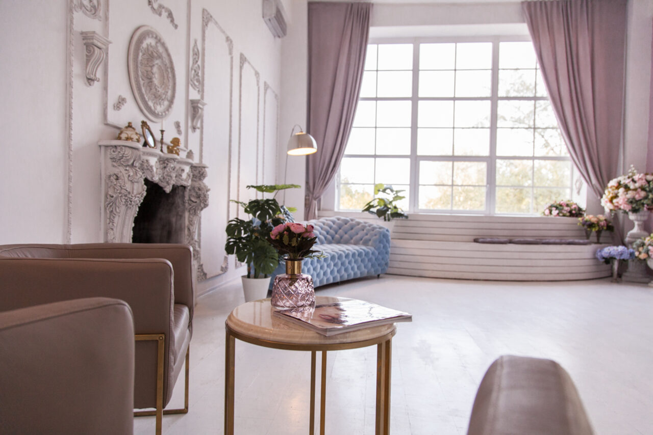 Арендовать  Mirseliz Светлый зал-лофт в классическом стиле