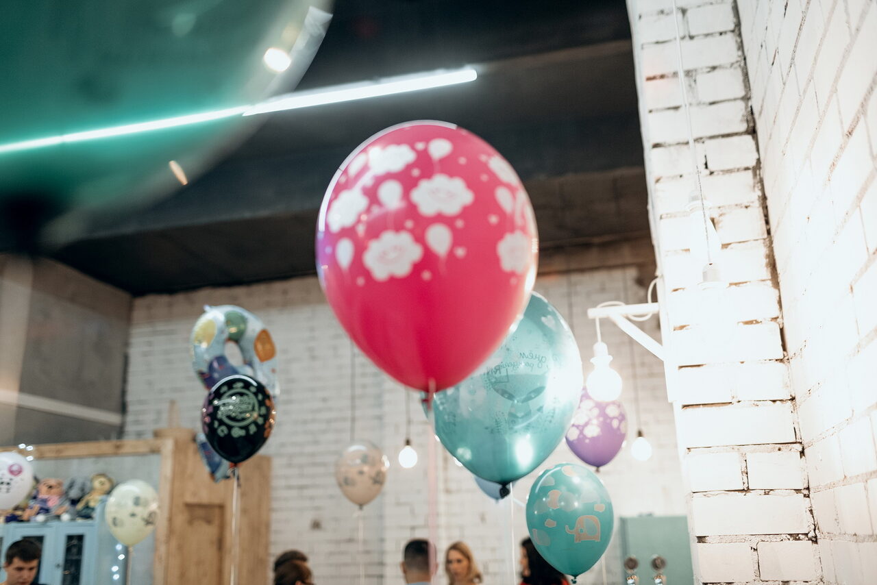 Арендовать Контора праздника. Зал в стиле лофт с отдельным входом