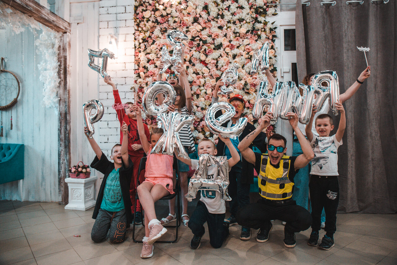 Арендовать Контора праздника. Зал в стиле лофт с отдельным входом