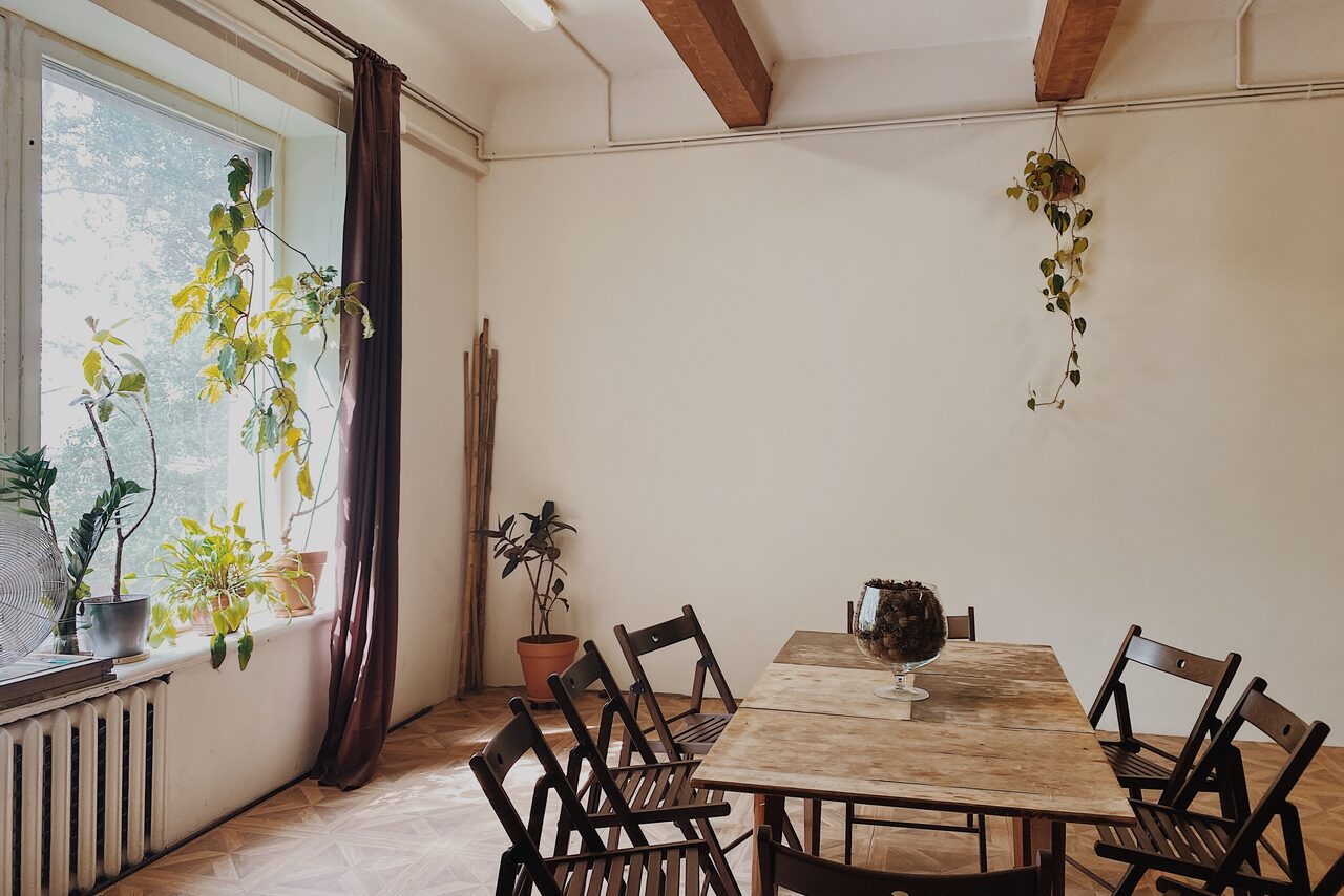 Арендовать Светлый лофт в кантри стиле