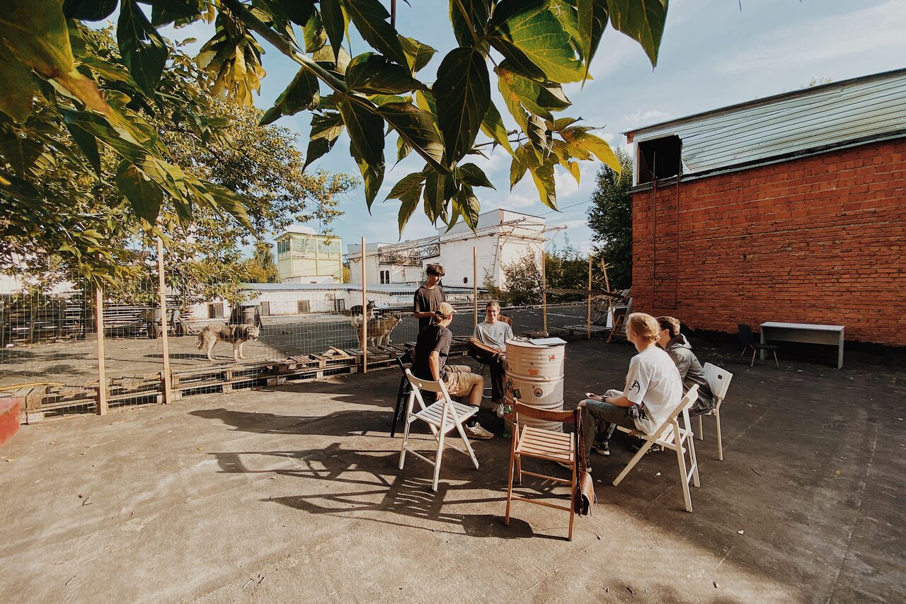 Арендовать Светлый лофт с растениями