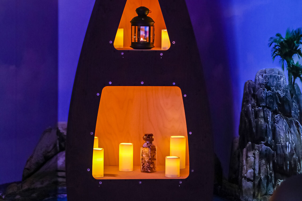 Арендовать Kino Leto Стилизованный зал с большим экраном