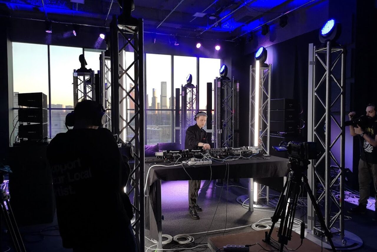 Арендовать LiveBox 