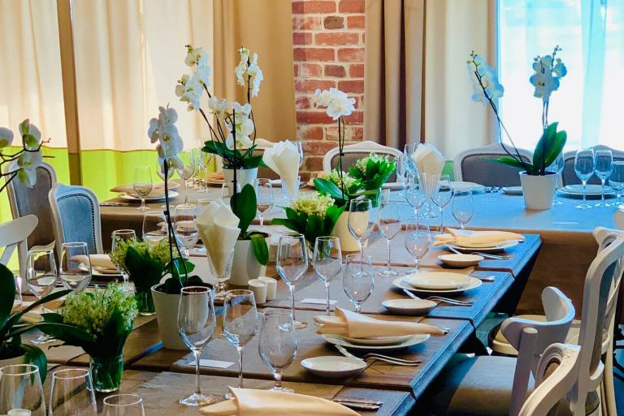 Арендовать Уютный банкетный зал с отдельным входом