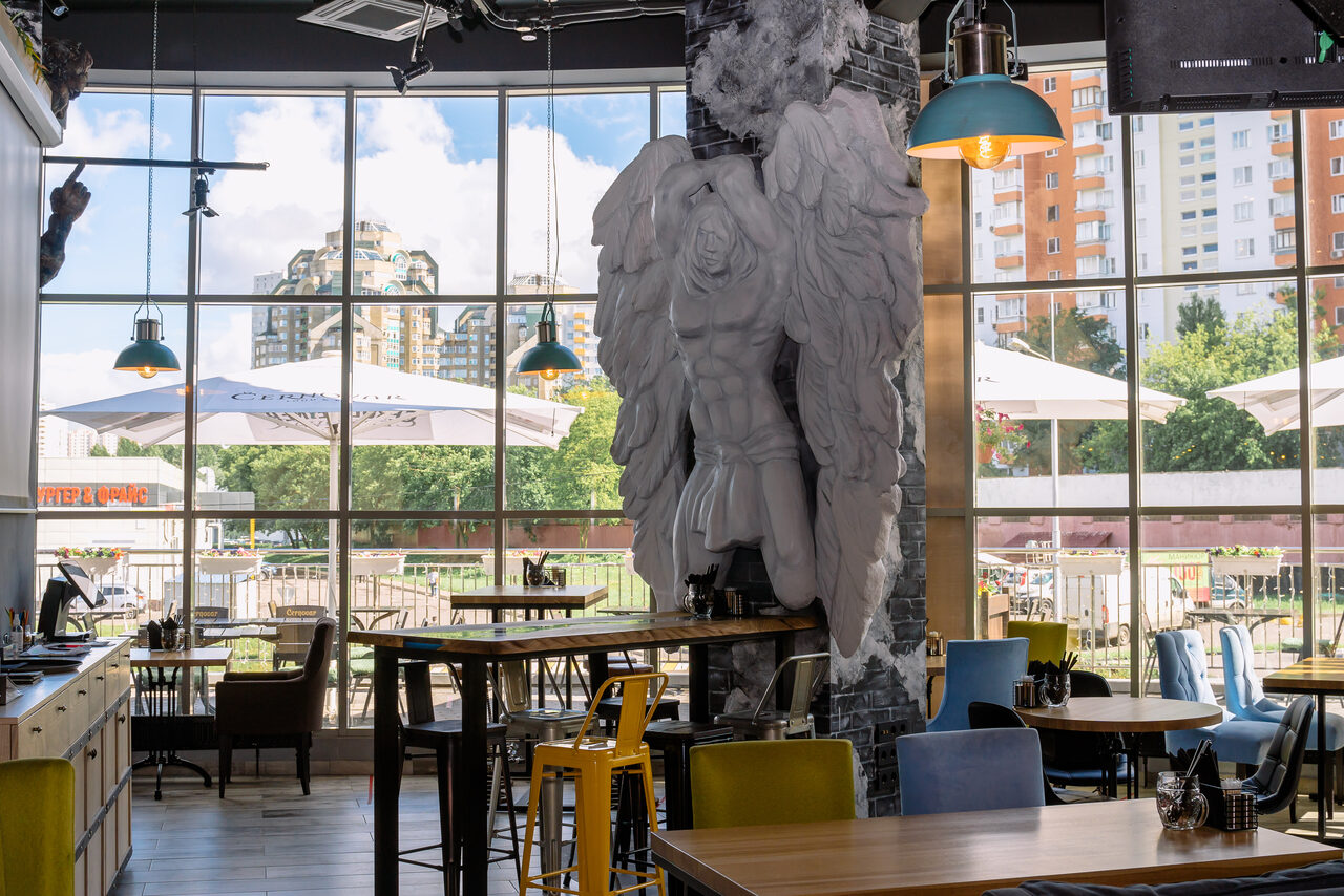 Арендовать Бар Cernovar