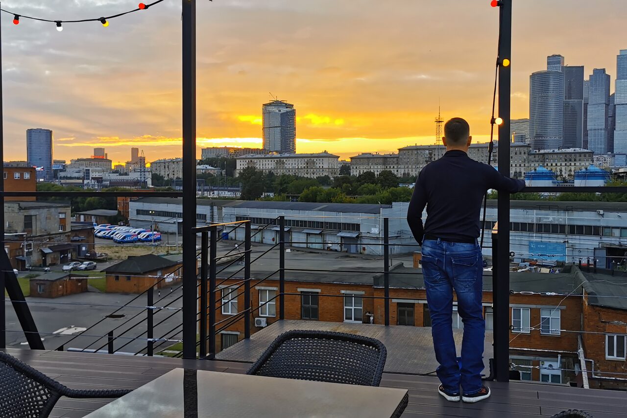 Арендовать Panoramic view roof on the tower