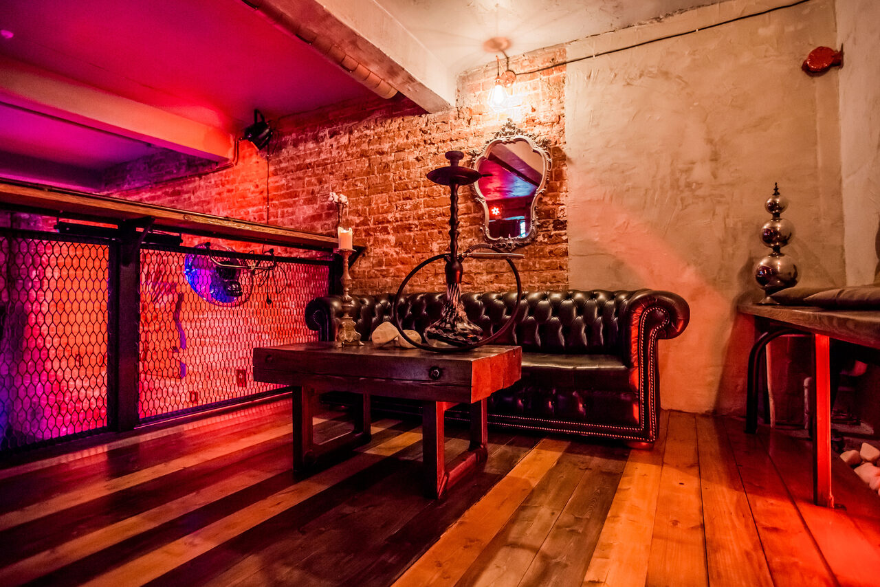 Арендовать KROV loft. Двухэтажный лофт с кальянами