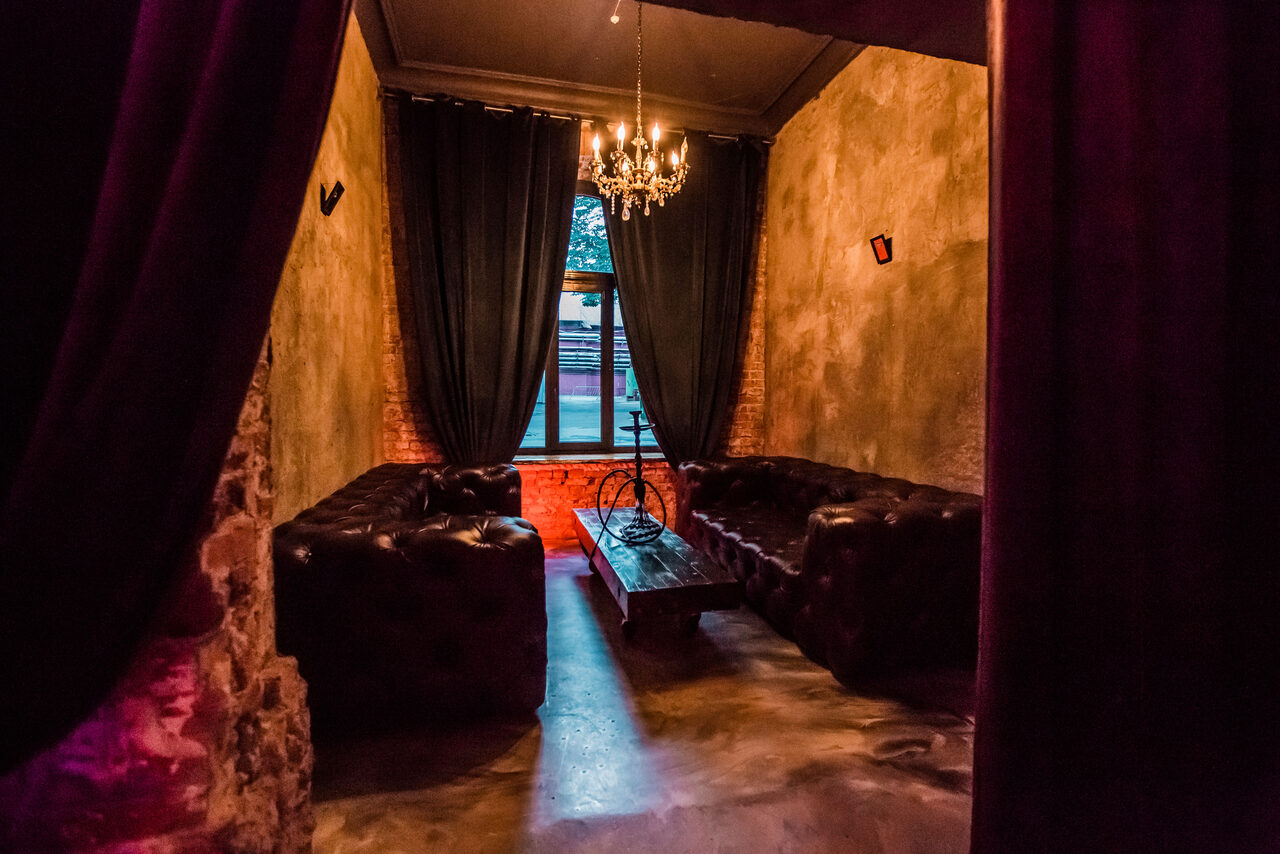 Арендовать KROV loft. Двухэтажный лофт с кальянами