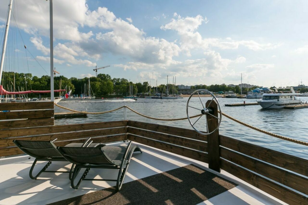 Арендовать Площадка на воде для мероприятий