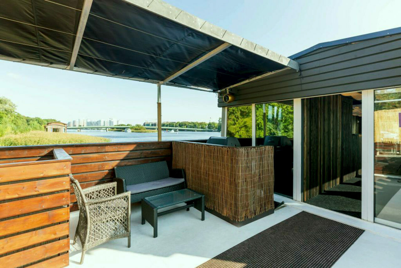 Арендовать Площадка на воде для мероприятий