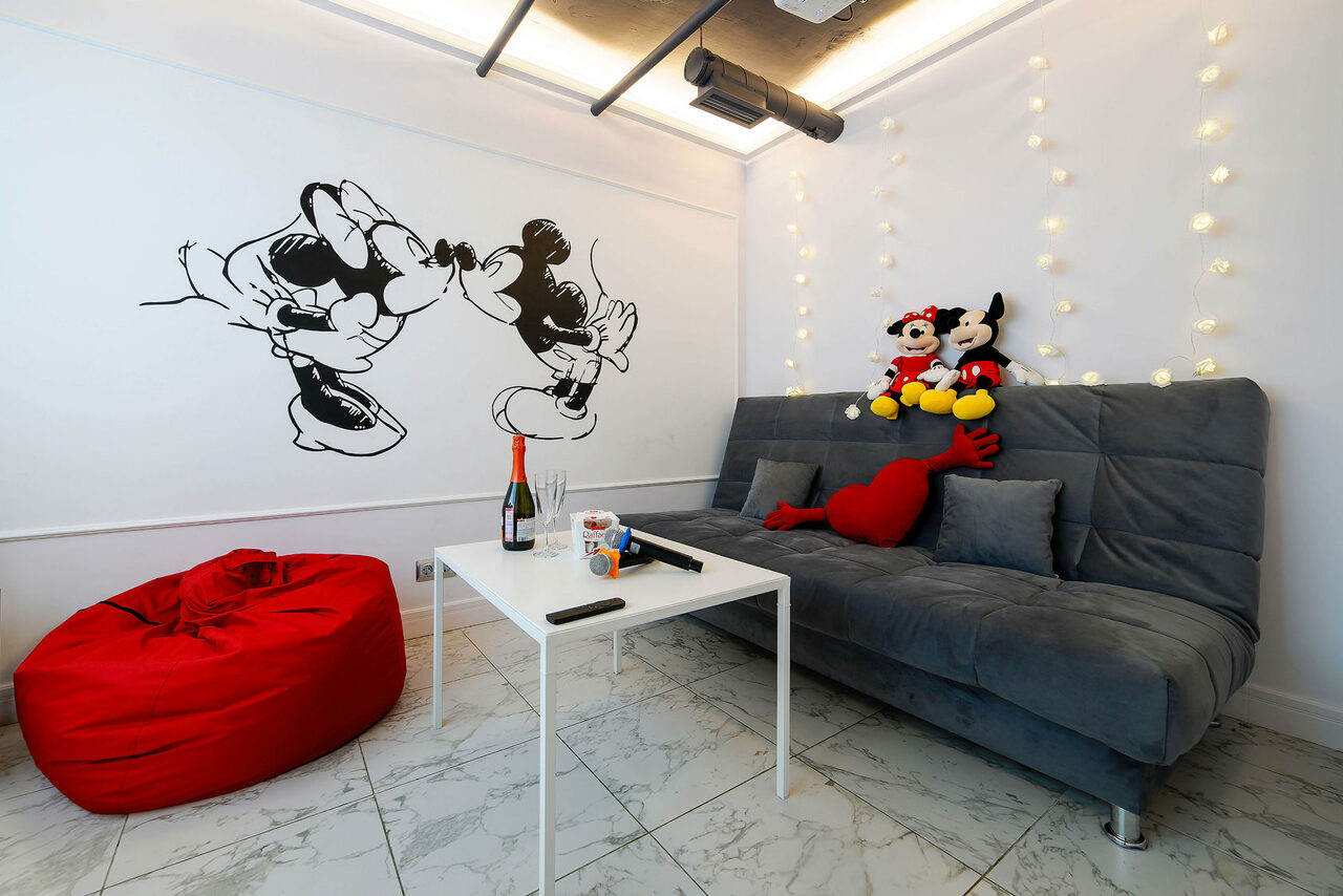 Арендовать Party Time Лофт с Микки и Мини Маус