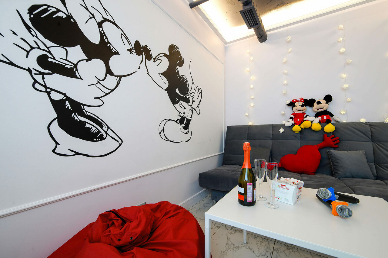Арендовать Party Time Лофт с Микки и Мини Маус