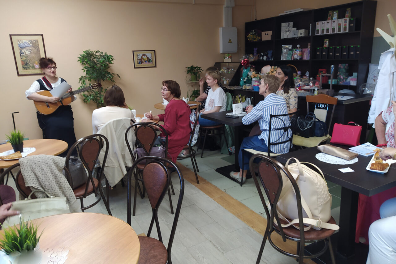 Арендовать Cozy hall at the bakery 