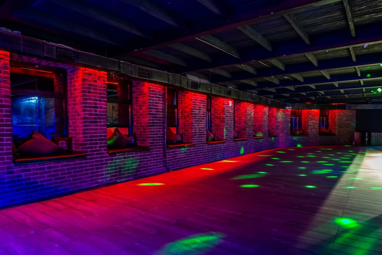 Арендовать Izi