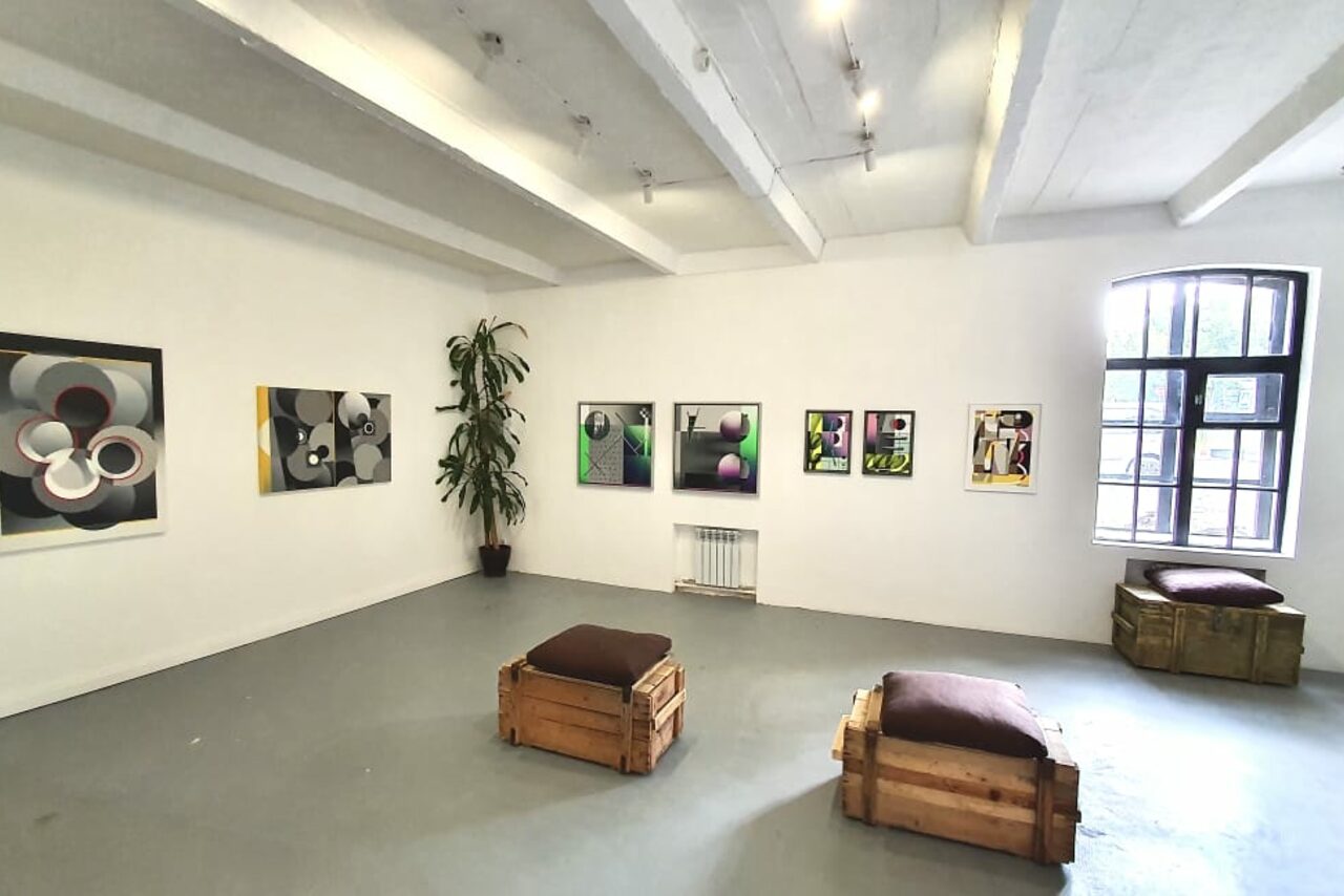 Арендовать Лофт с панорамными окнами и верандой