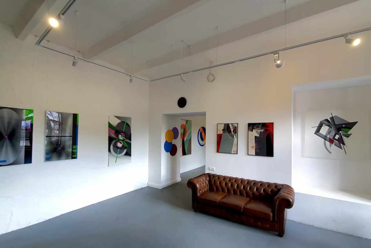 Арендовать Лофт с панорамными окнами и верандой