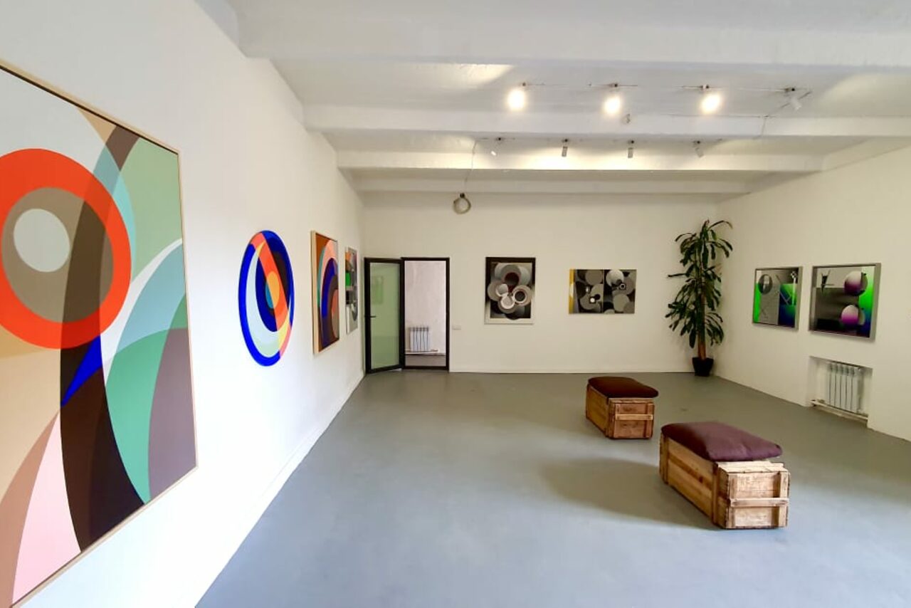 Арендовать Лофт с панорамными окнами и верандой