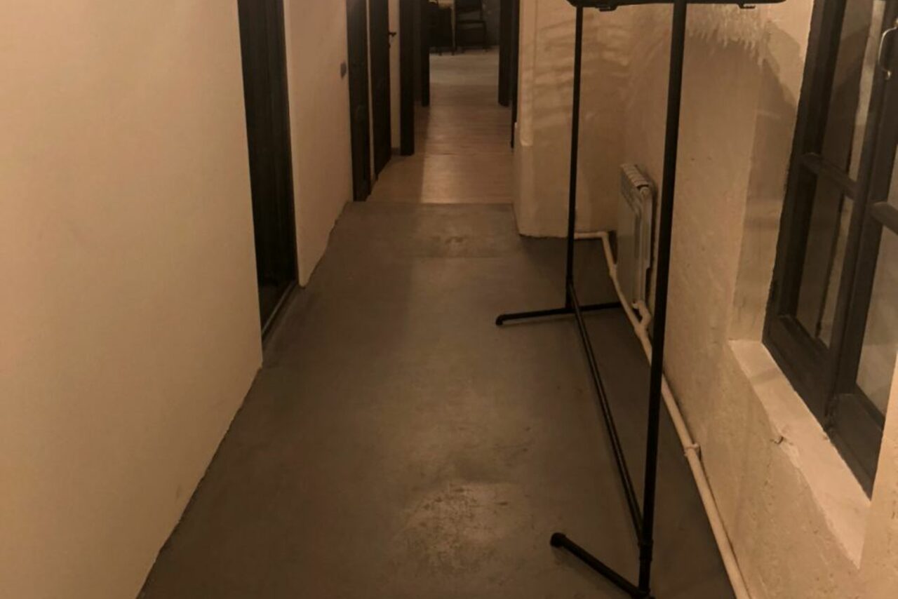 Арендовать Лофт с панорамными окнами и верандой