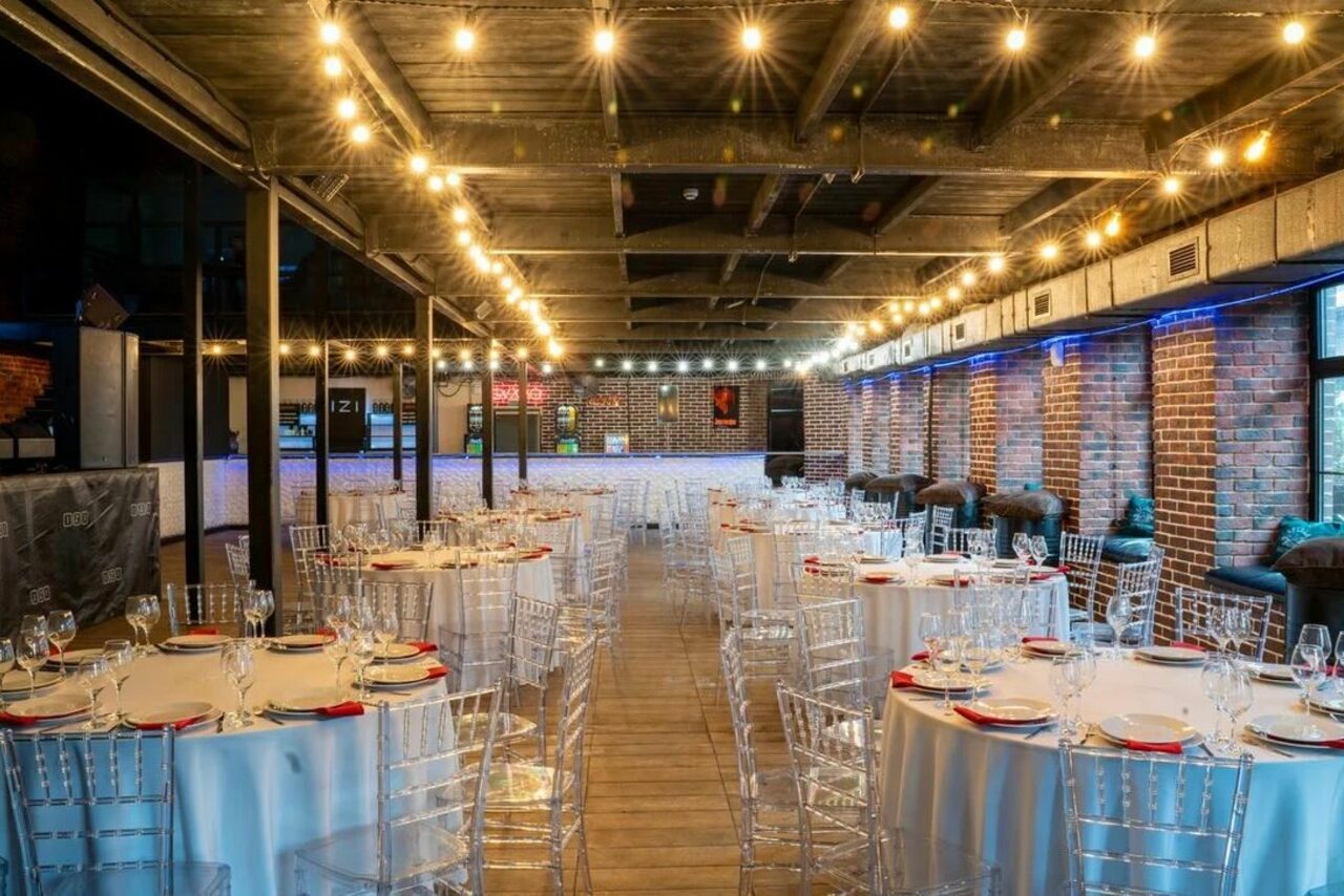 Арендовать Izi Площадка в Москве 