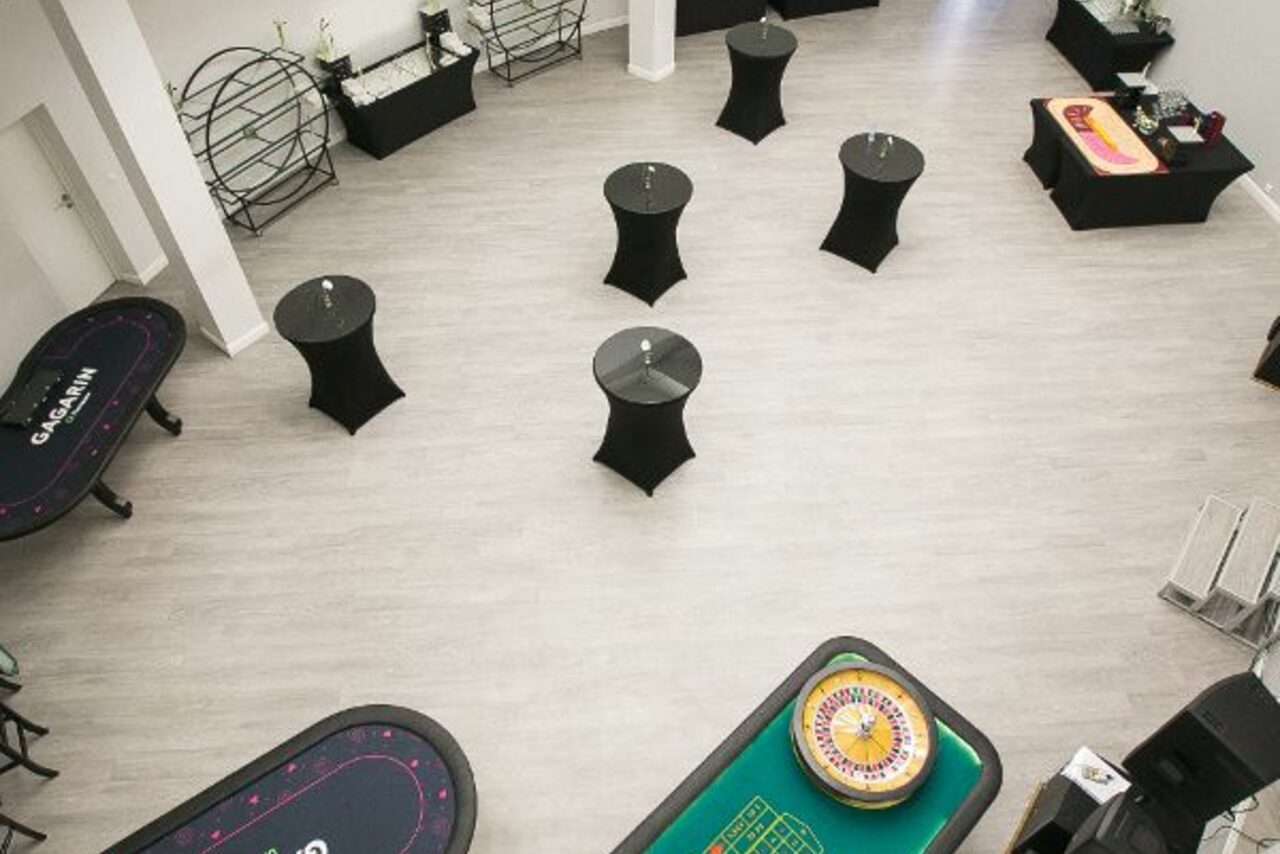 Арендовать Министерство кейтеринг Белый зал со сценой