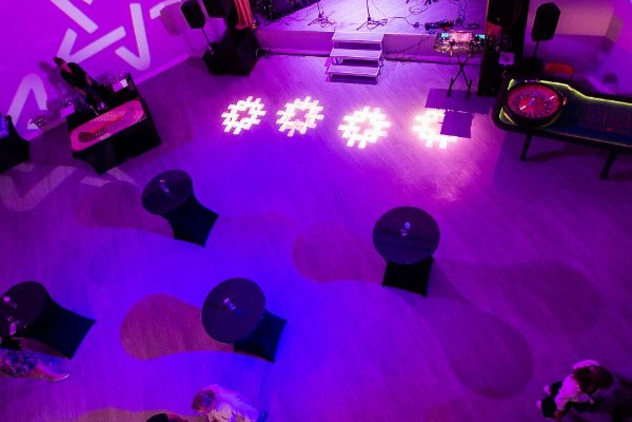 Арендовать Министерство кейтеринг Белый зал со сценой