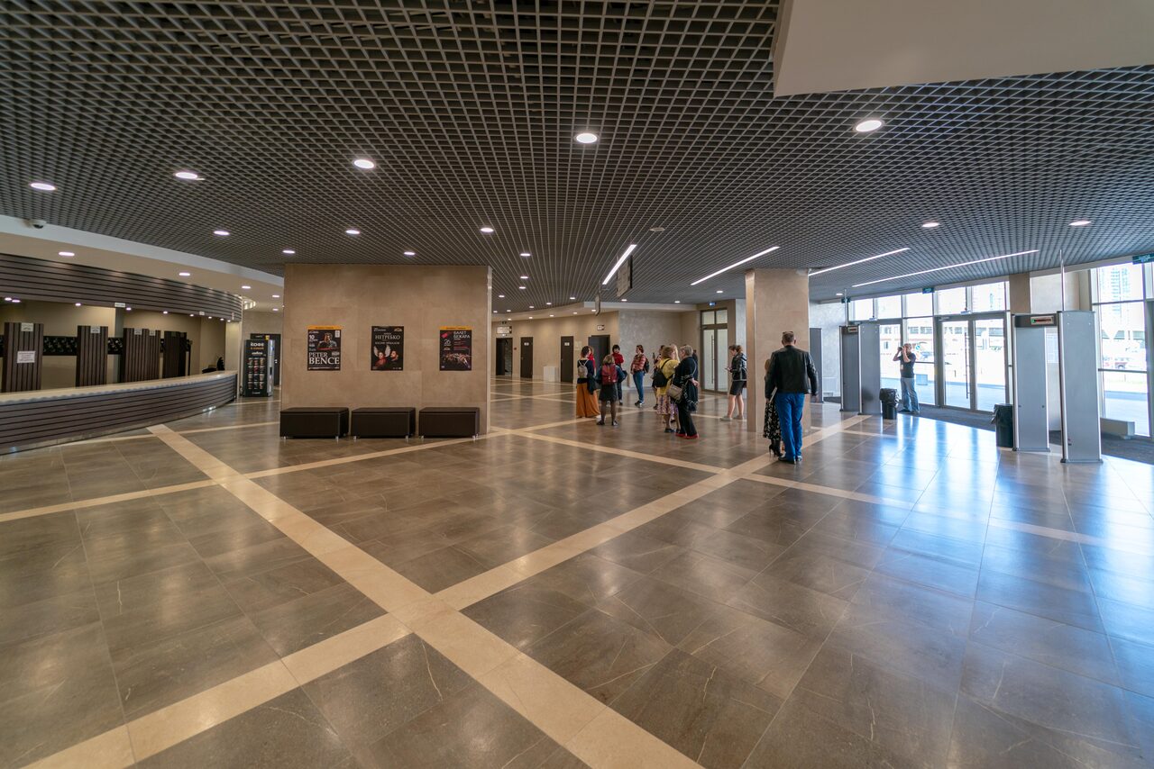 Арендовать Концертно-спортивный комплекс «Тинькофф Арена»