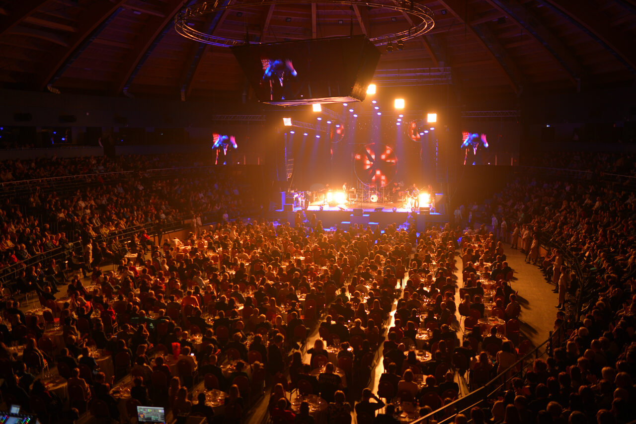 Арендовать Концертно-спортивный комплекс «Тинькофф Арена»