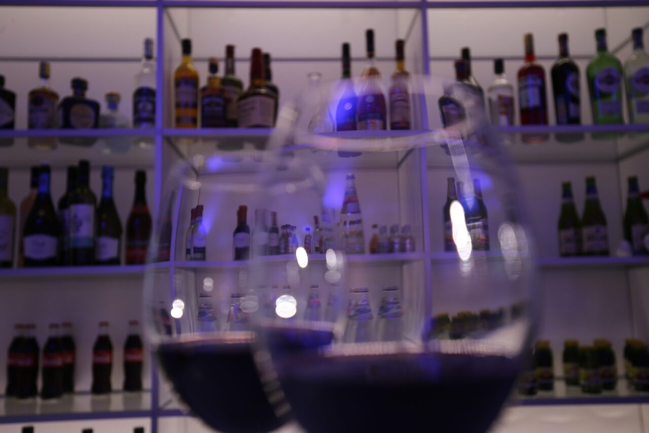 Арендовать Loft bar at the hotel