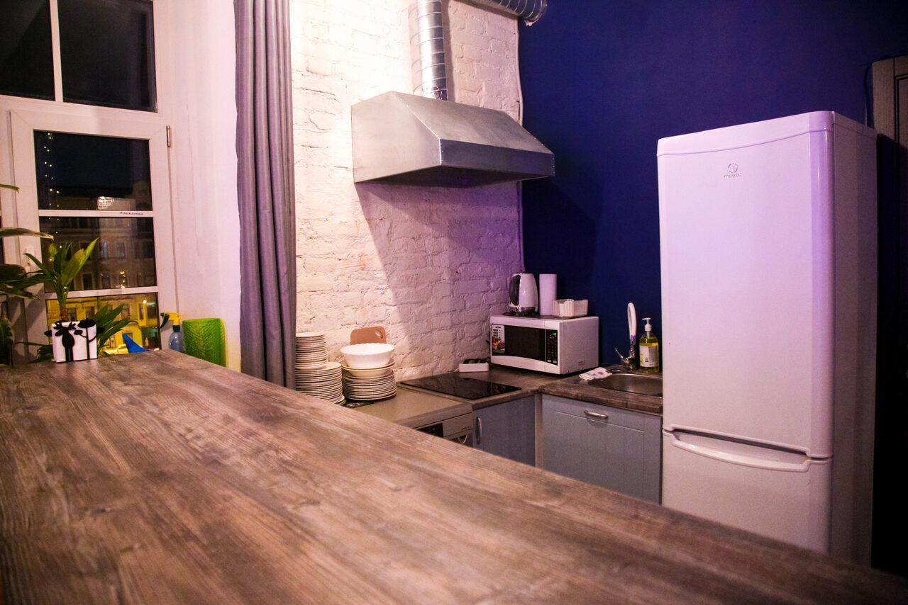 Арендовать Art space overlooking the seafront