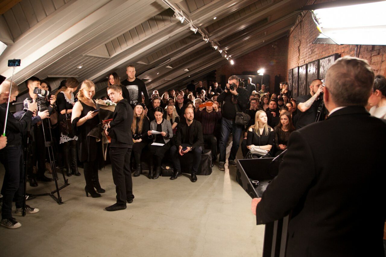 Арендовать  Двухэтажная лофт галерея