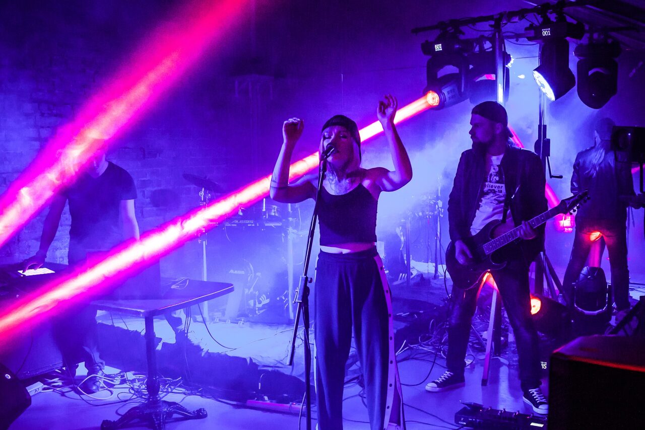 Арендовать  Двухэтажная лофт галерея