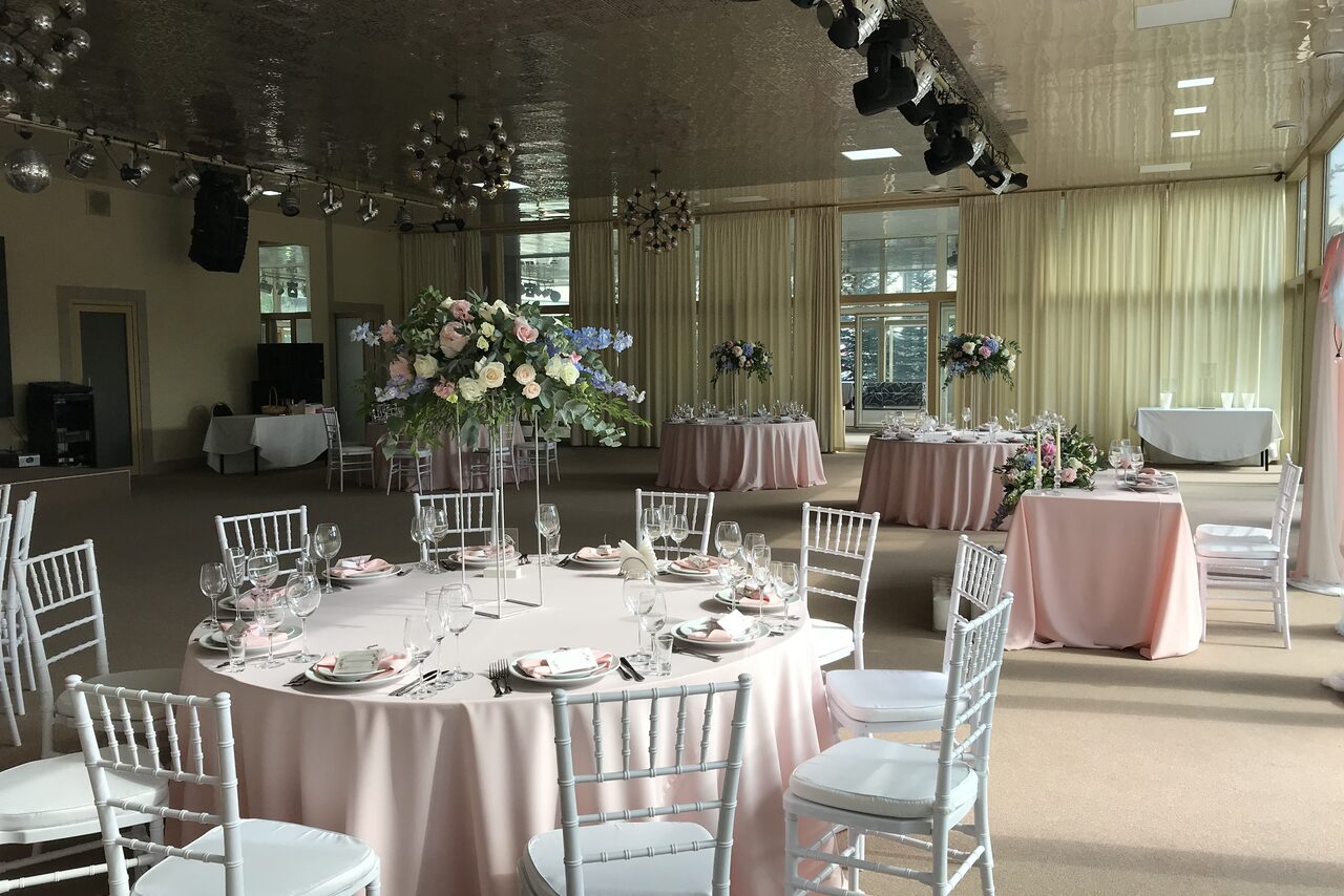 Арендовать Панорамный банкетный зал