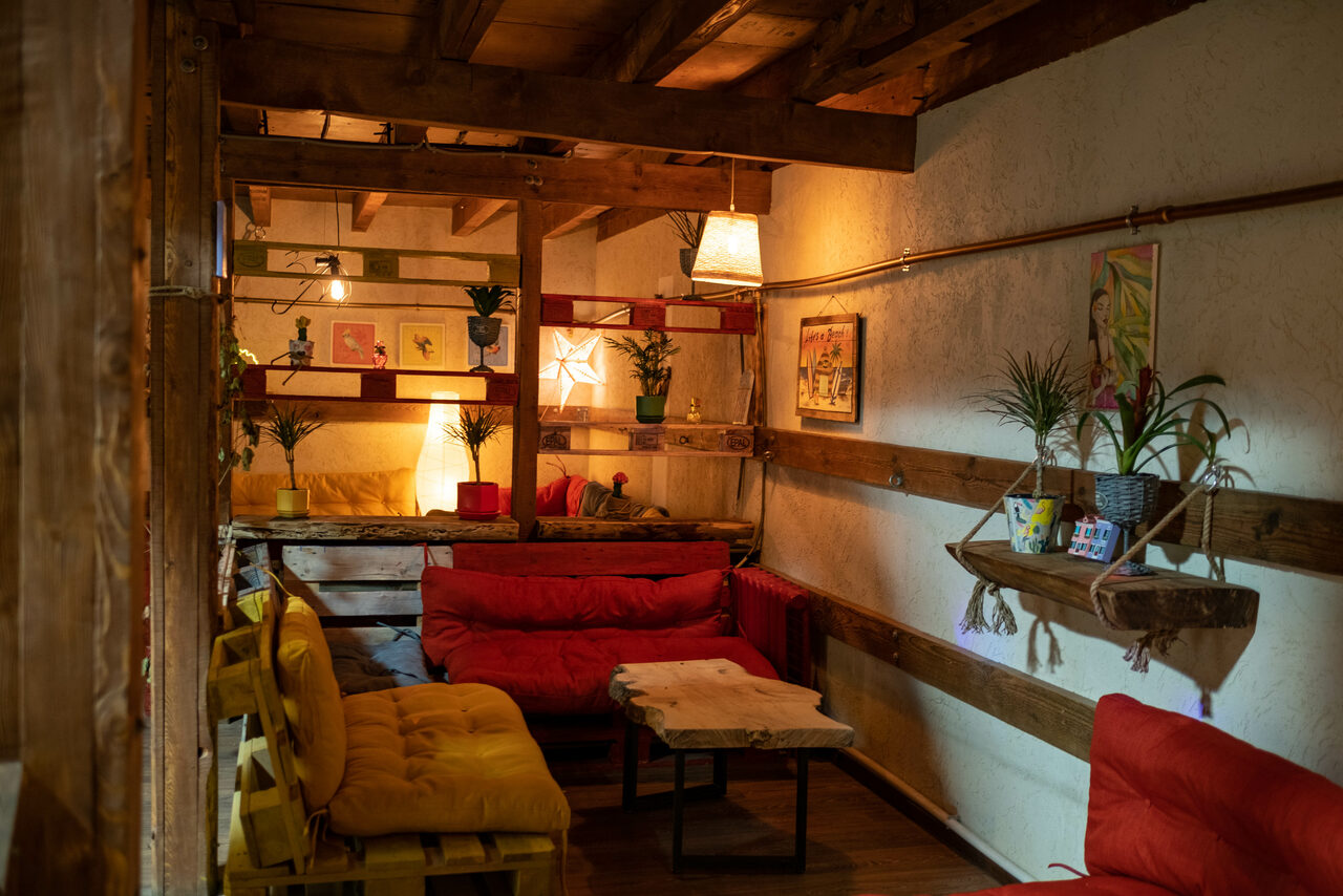 Арендовать Surf House