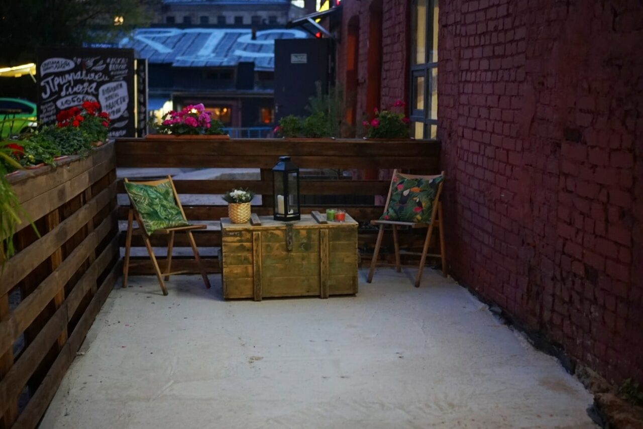 Арендовать Лофт в минималистичном стиле с верандой