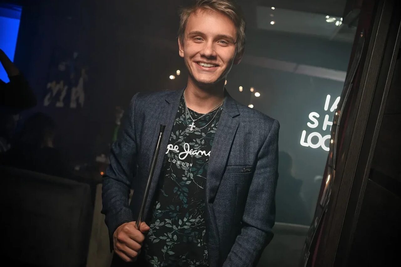 Арендовать Cinema Лофт-кальянная в стиле кино