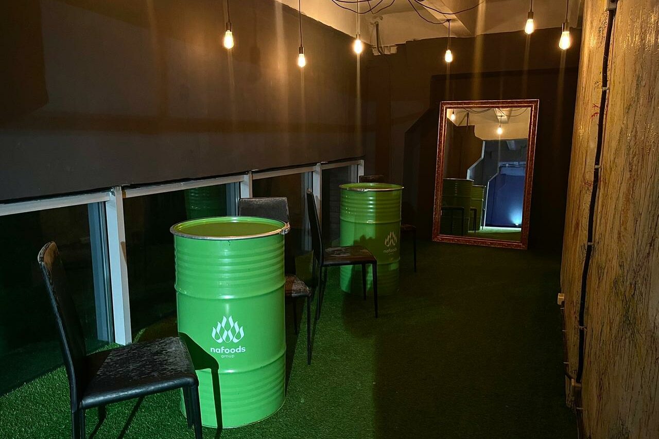 Арендовать Stylized duplex loft with large windows