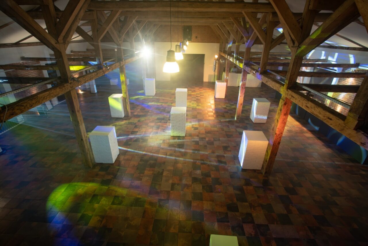 Арендовать Многофункциональный лофт в стиле шале