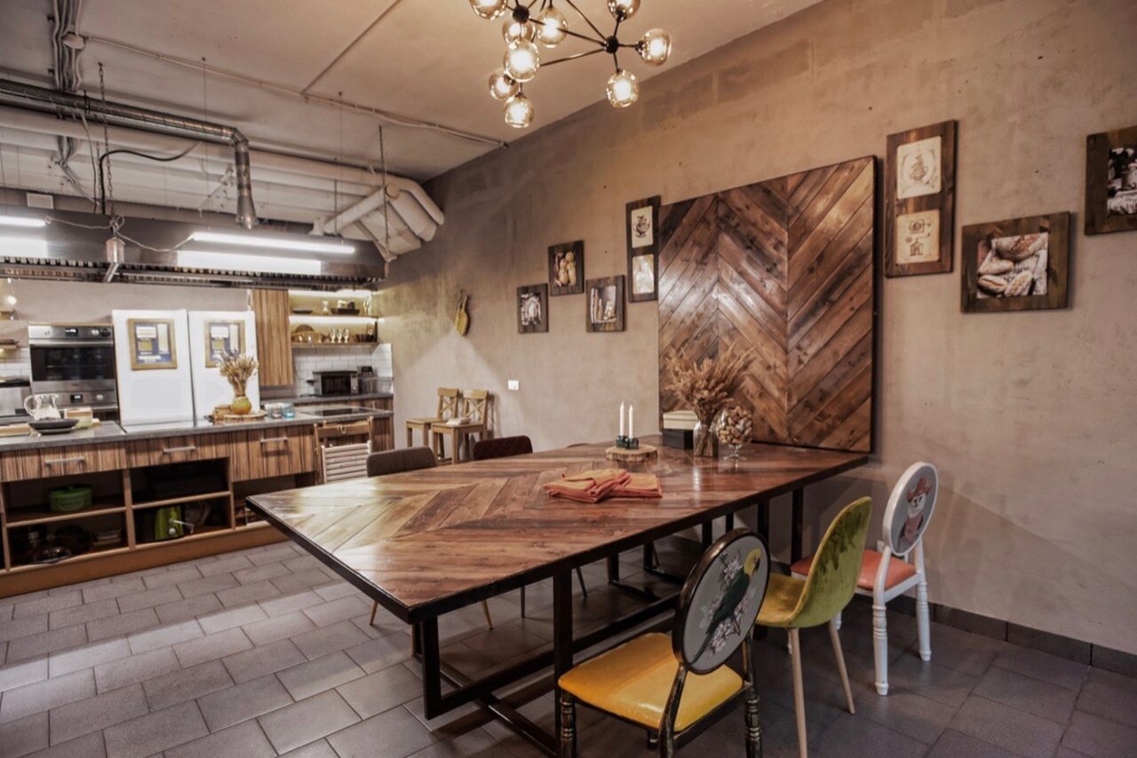 Арендовать Loft with kitchen for parties and master classes
