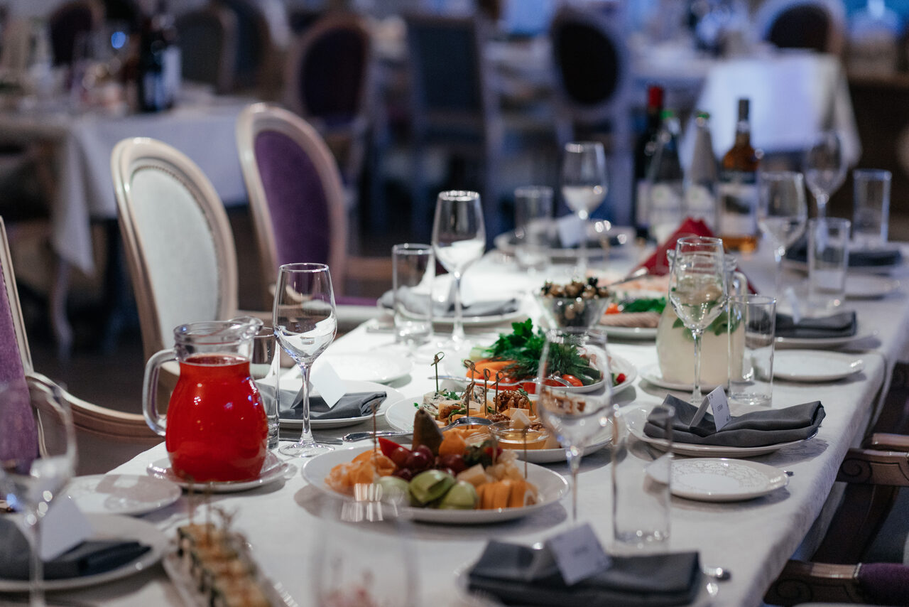 Арендовать Большой банкетный зал в итальянском стиле