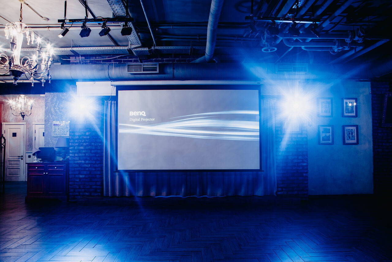 Арендовать Большой банкетный зал в итальянском стиле