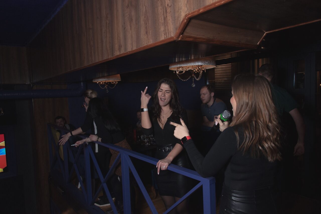 Арендовать Стилизованный лофт с высокими потолками