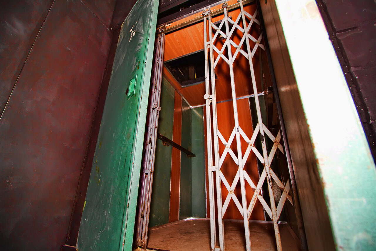 Арендовать  Loft quest for parties and photo sessions