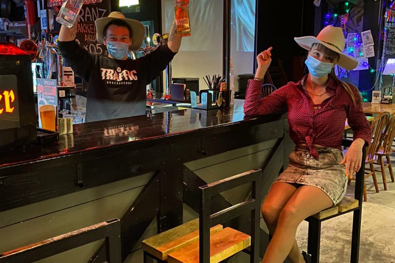 Арендовать Бар под закрытие в стиле дикого запада