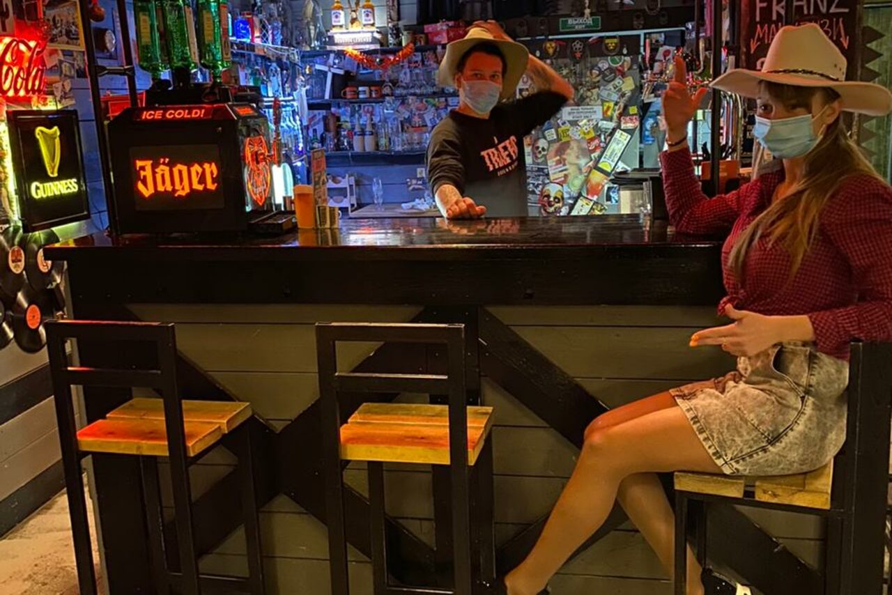 Арендовать Бар под закрытие в стиле дикого запада