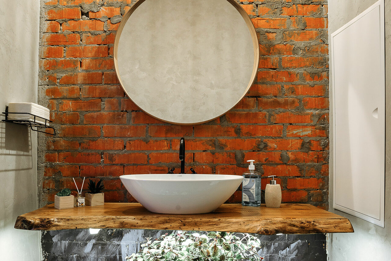 Арендовать Loft bar with panoramic windows